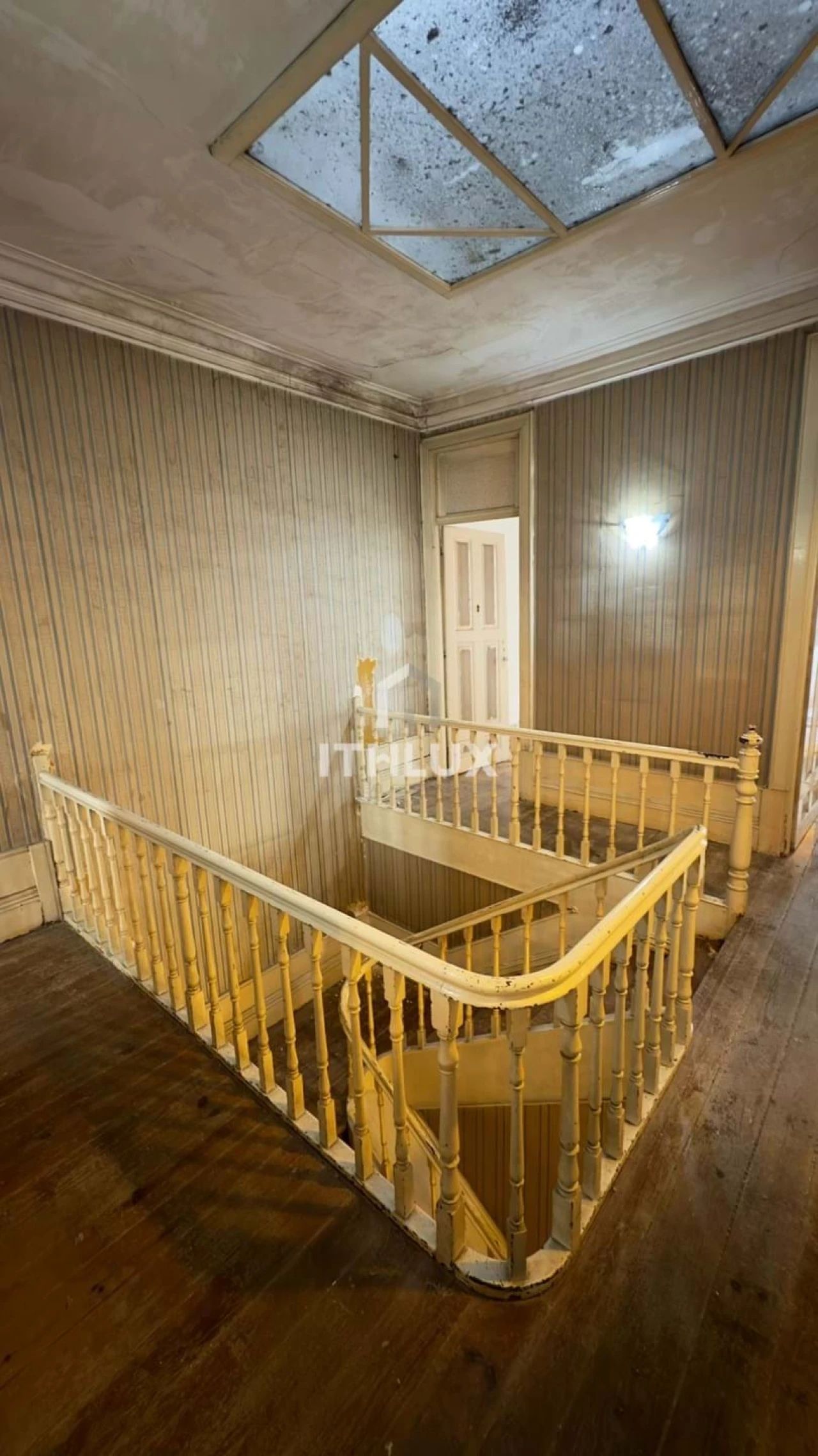 Apartamento T4 para Venda em Cedofeita, Santo Ildefonso, Sé, Miragaia, São Nicolau e Vitória Foto 9