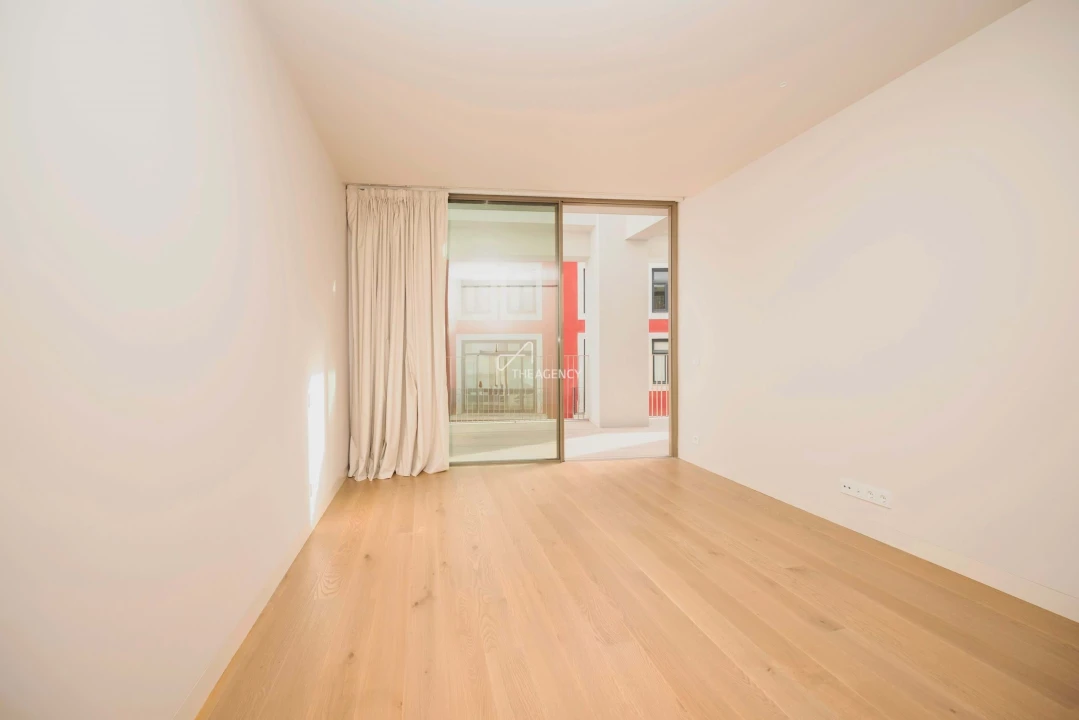 Apartamento T1 para Venda em Santo António Foto 6