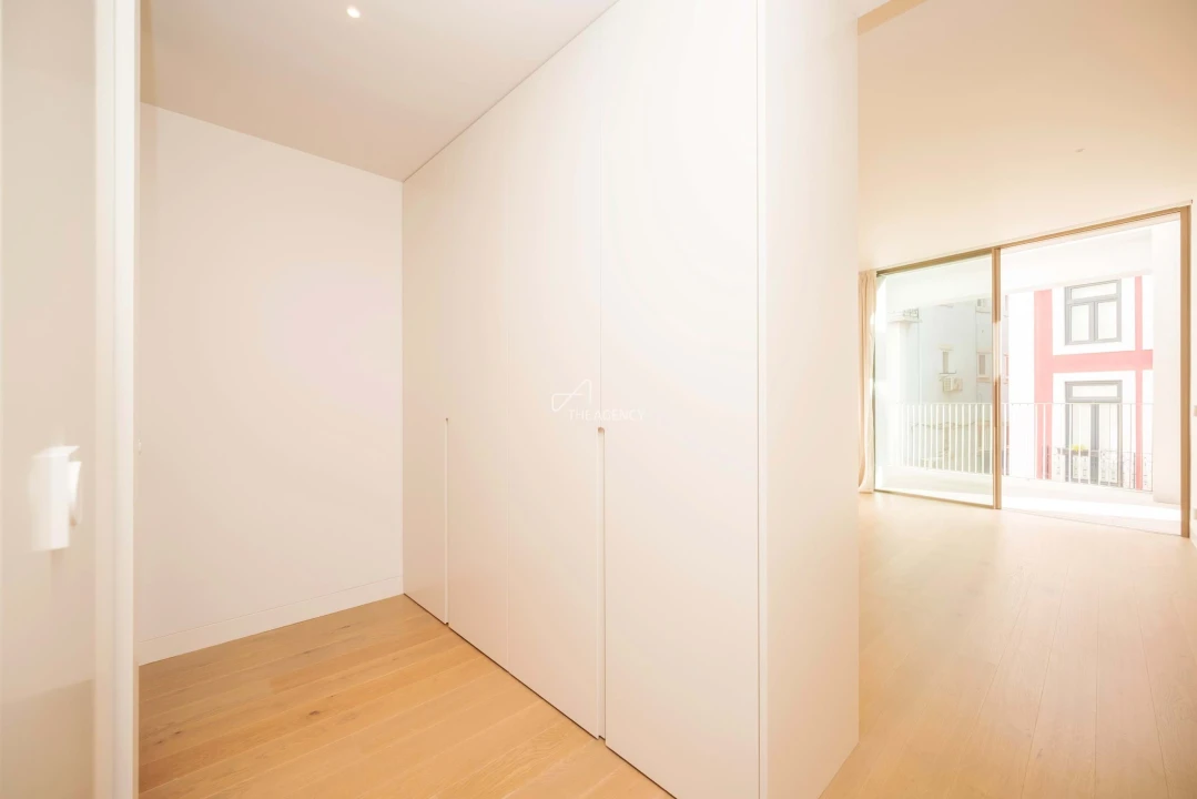 Apartamento T1 para Venda em Santo António Foto 8