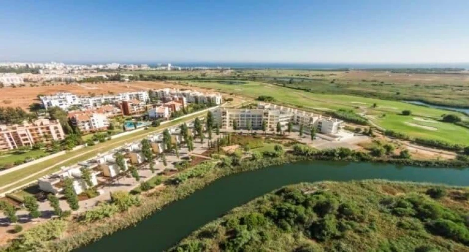 Moradia T3 para Venda em Quarteira Foto 15