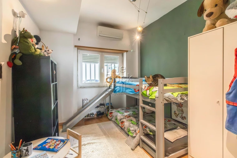 Apartamento T2 para Venda em Póvoa de Santa Iria e Forte da Casa Foto 10