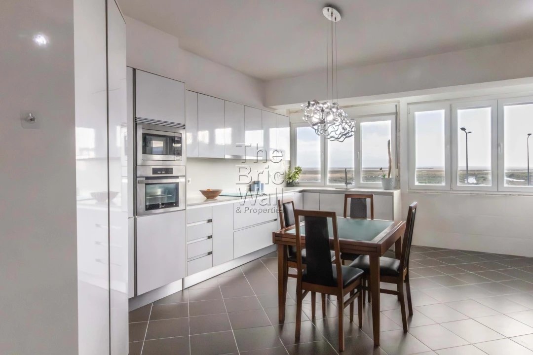 Apartamento T2 para Venda em Póvoa de Santa Iria e Forte da Casa Foto 1