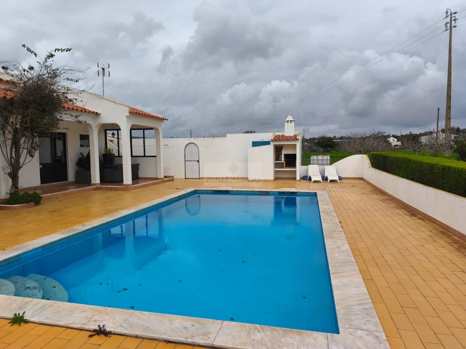 Quinta T5 para Venda em Luz Foto 2