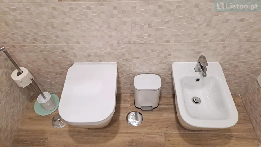 Moradia T3 para Venda em Quelfes Foto 53