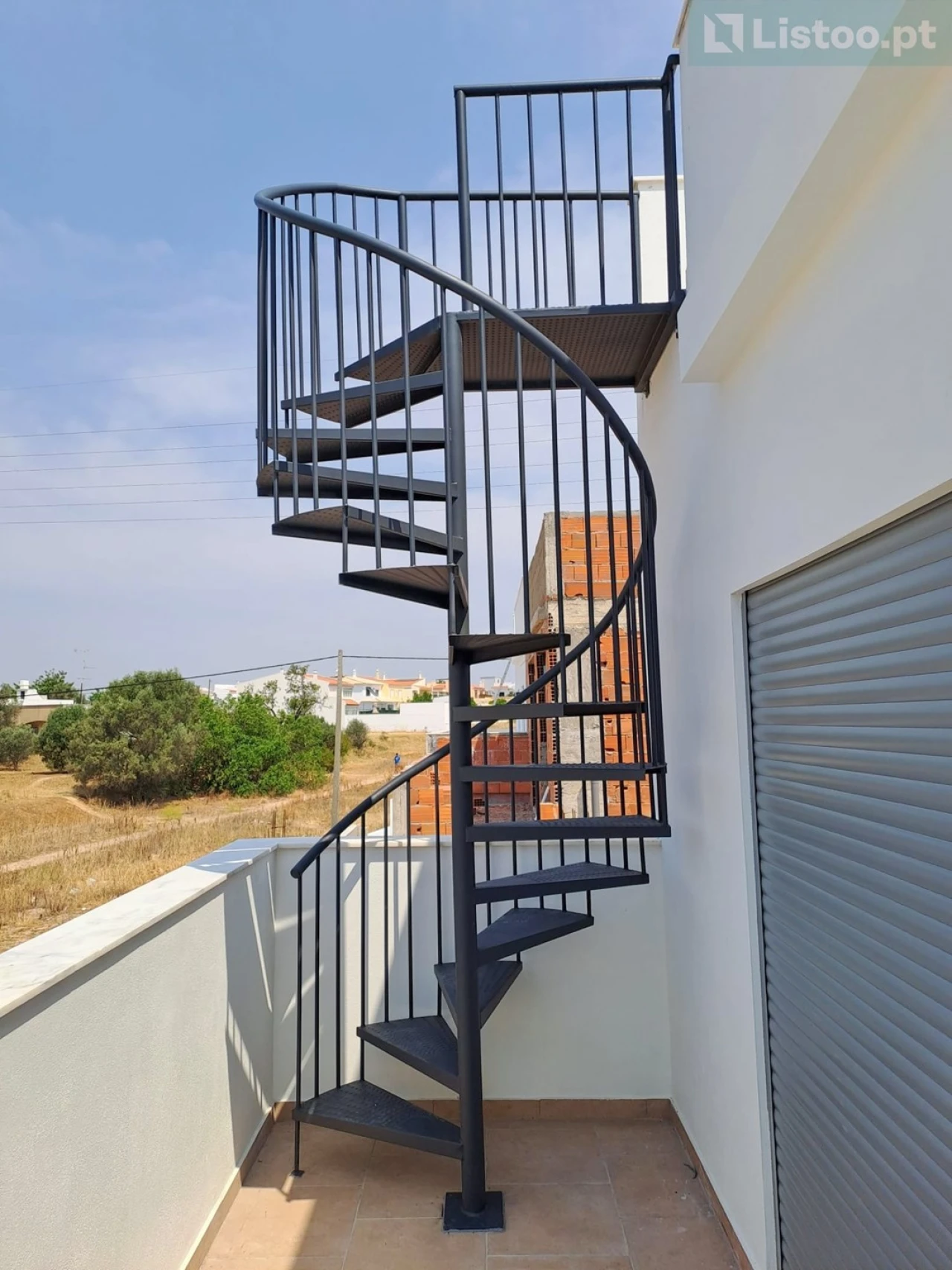 Moradia T3 para Venda em Quelfes Foto 19