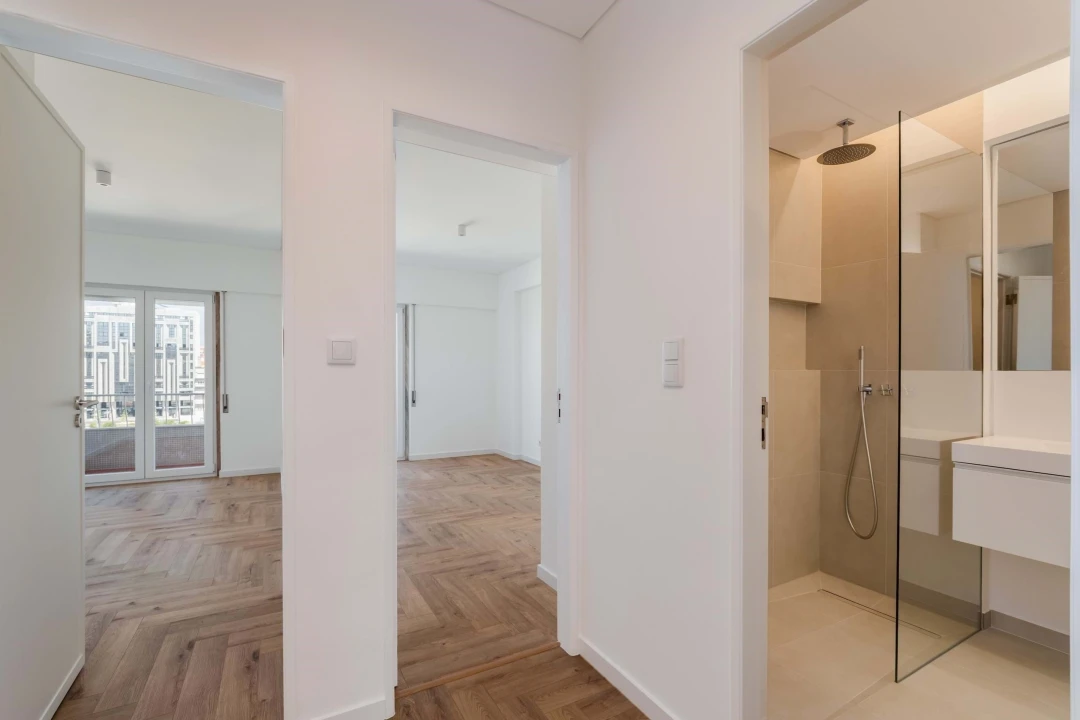 Apartamento T2 para Venda em Avenidas Novas Foto 7