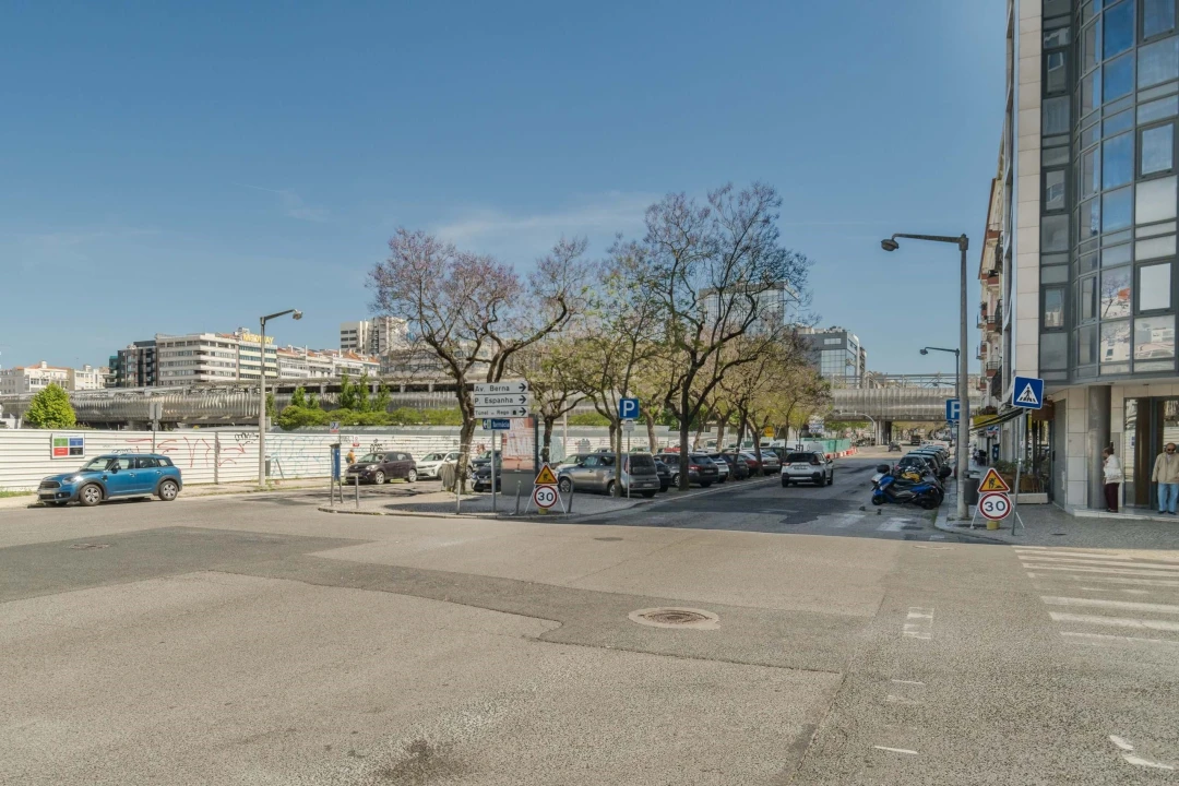 Apartamento T2 para Venda em Avenidas Novas Foto 38