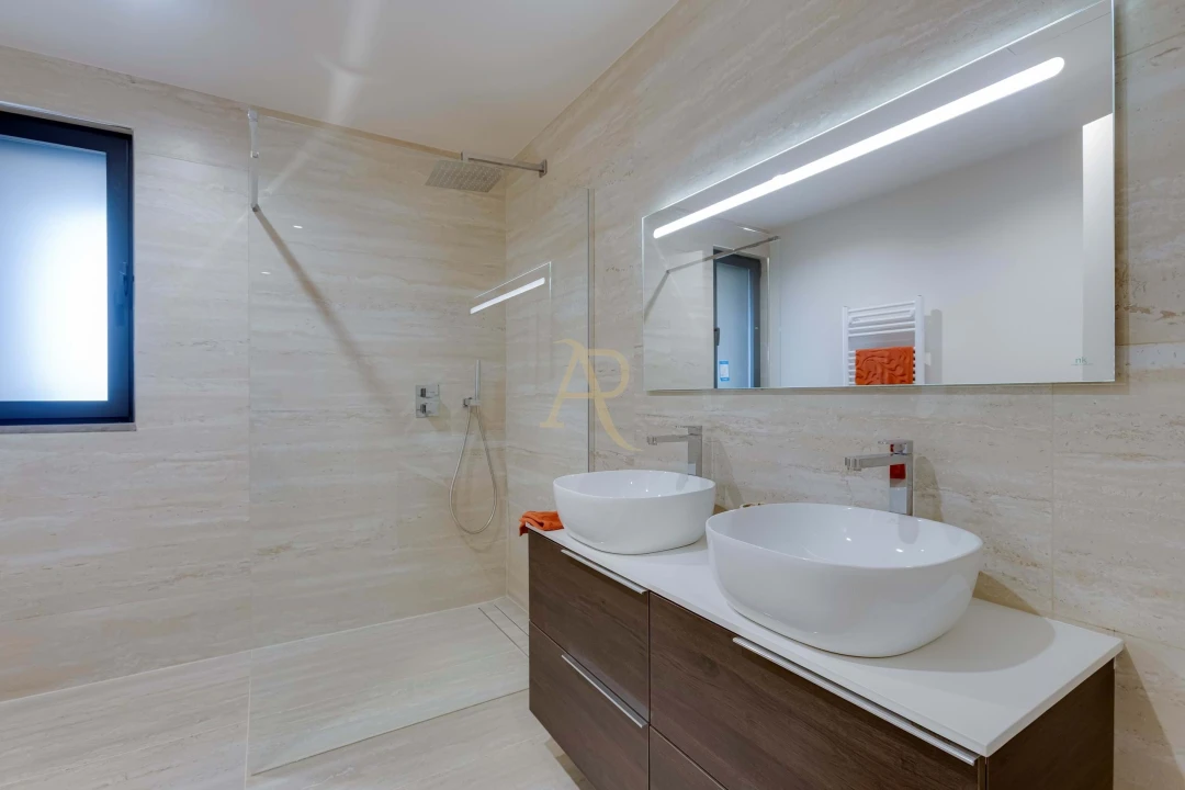 Apartamento T2 para Venda em Ferragudo Foto 14