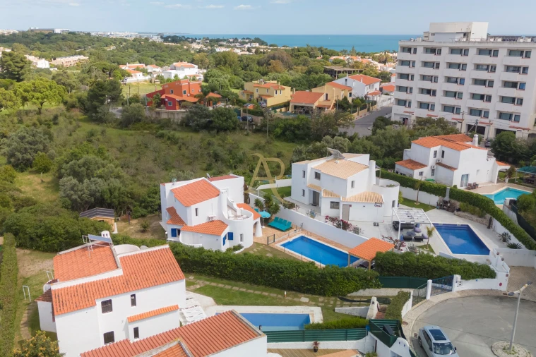 Moradia T3 para Venda em Albufeira e Olhos de Água Foto 6