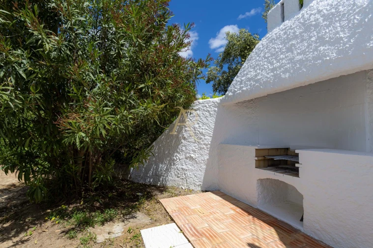 Moradia T3 para Venda em Albufeira e Olhos de Água Foto 14