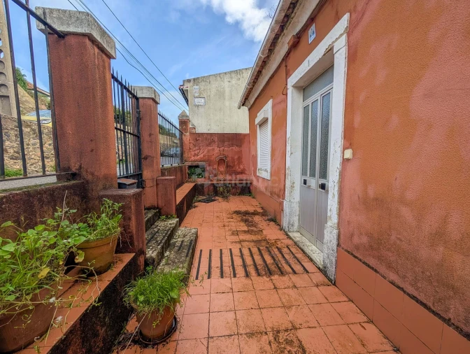 Moradia T4 para Venda em Ramada e Caneças Foto 40