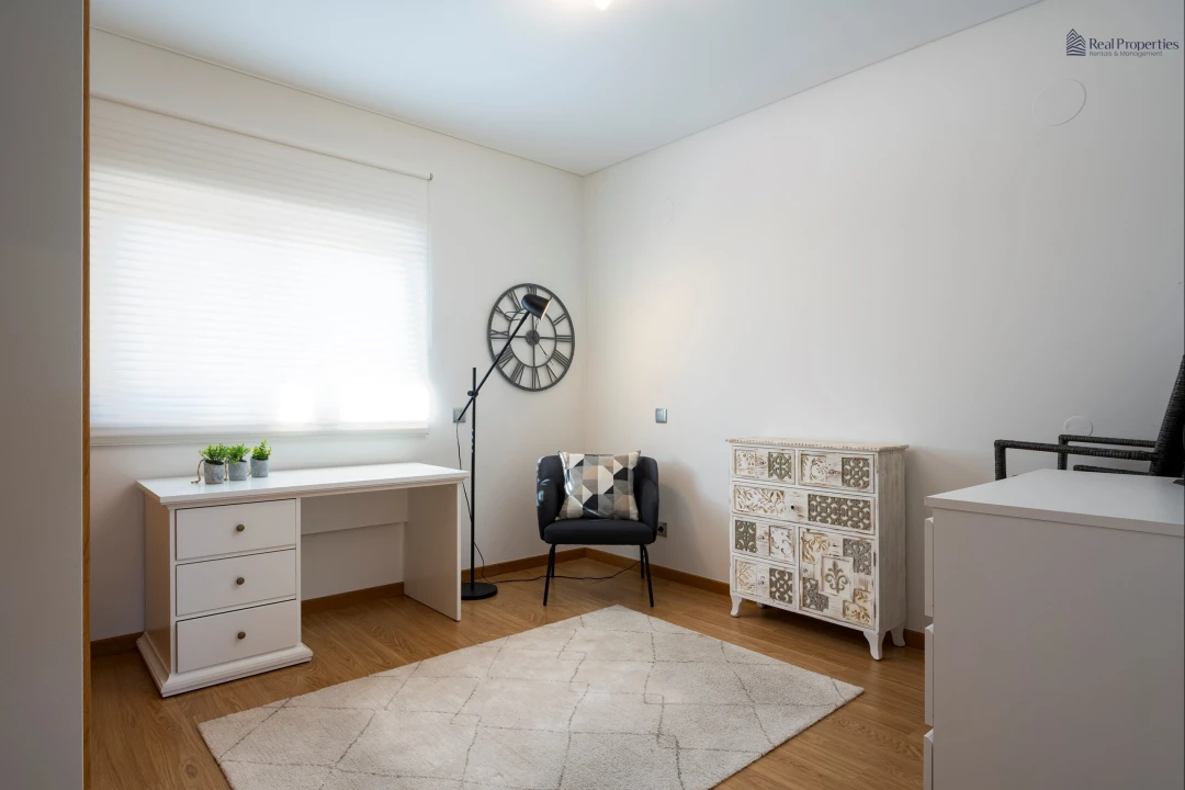 Apartamento T3 para Venda em Quarteira Foto 14