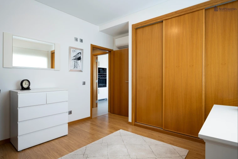 Apartamento T3 para Venda em Quarteira Foto 15