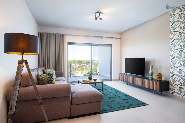 Apartamento T3 para Venda em Quarteira Foto 2