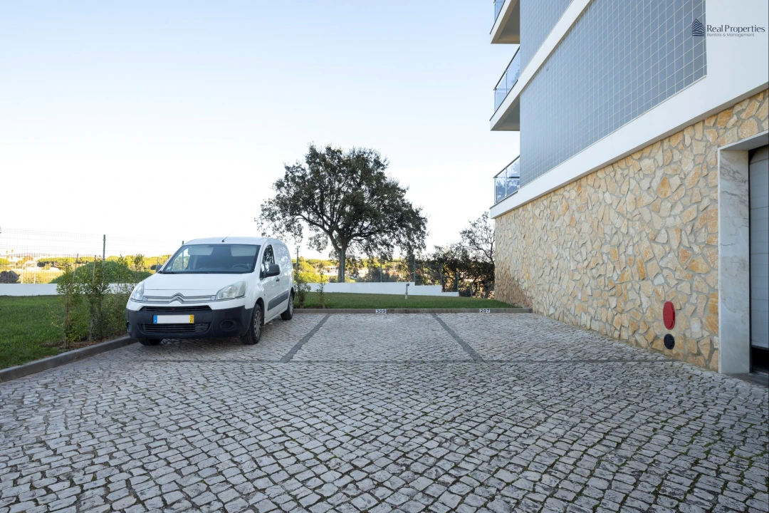 Apartamento T3 para Venda em Quarteira Foto 31