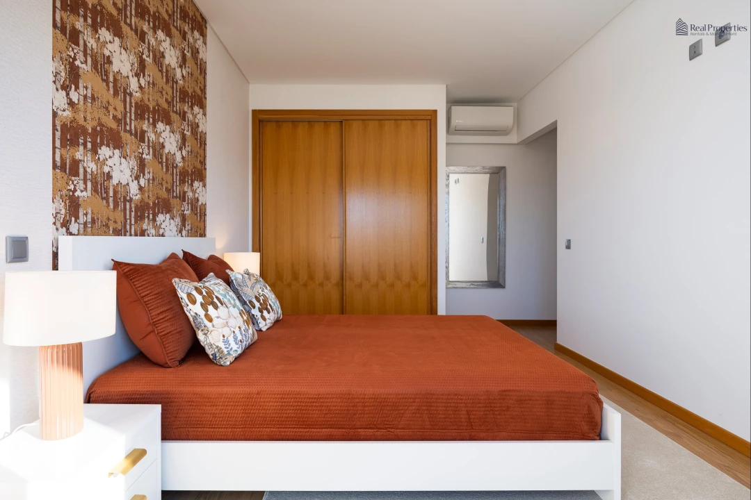 Apartamento T3 para Venda em Quarteira Foto 18