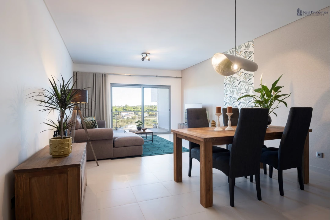 Apartamento T3 para Venda em Quarteira Foto 3