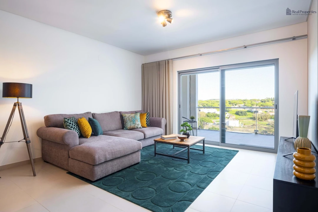 Apartamento T3 para Venda em Quarteira Foto 4