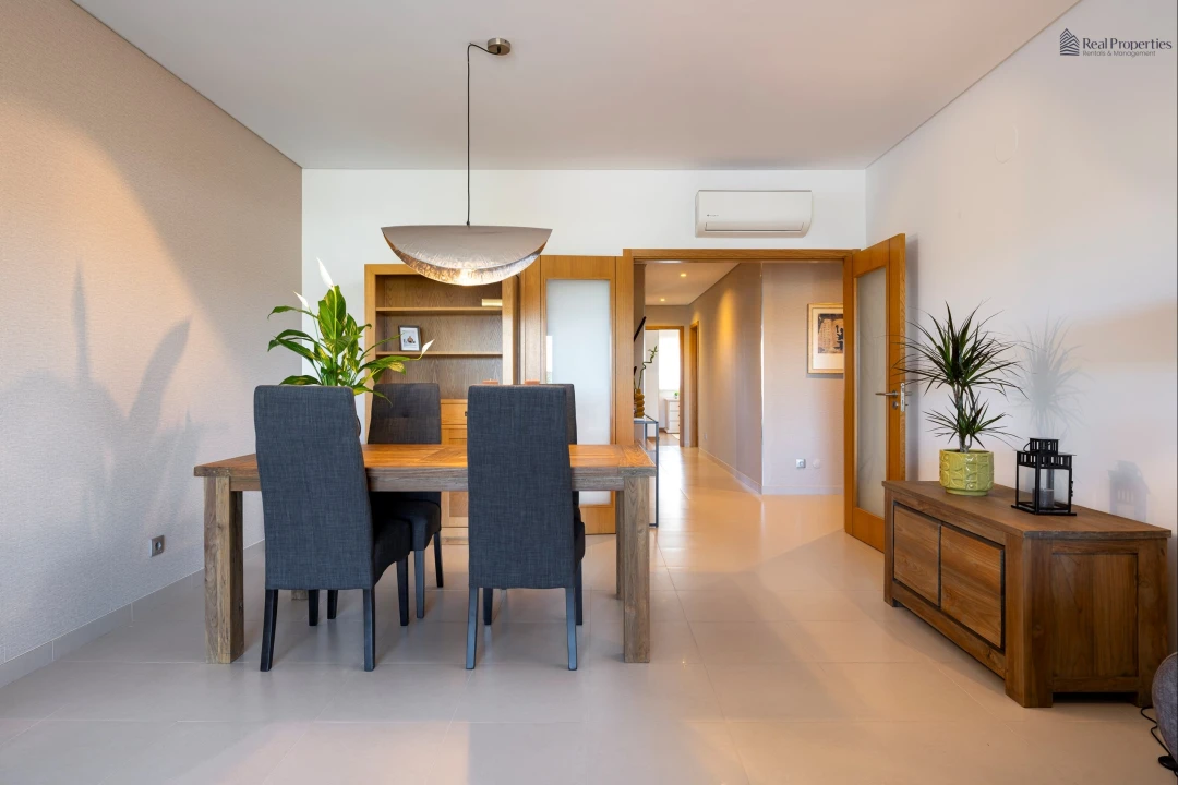 Apartamento T3 para Venda em Quarteira Foto 5