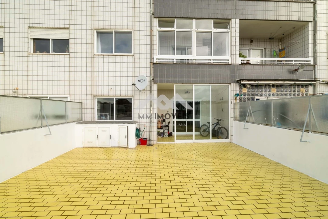 Apartamento T2 para Venda em Valadares Foto 27