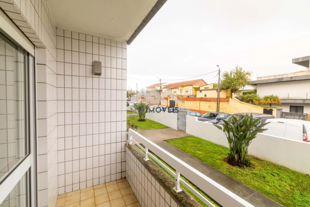 Apartamento T2 para Venda em Valadares Foto 7