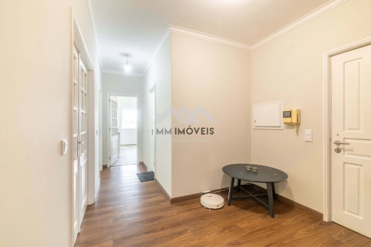 Apartamento T2 para Venda em Valadares Foto 16