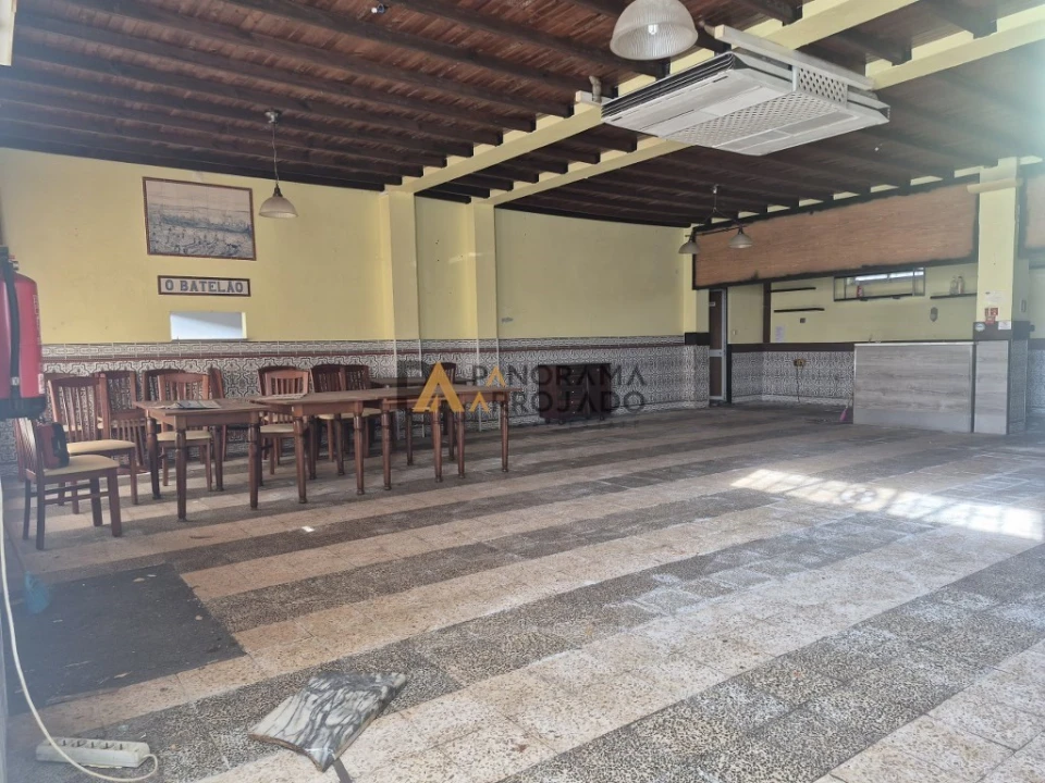 Negócio para Venda em Gaio-Rosário e Sarilhos Pequenos Foto 2