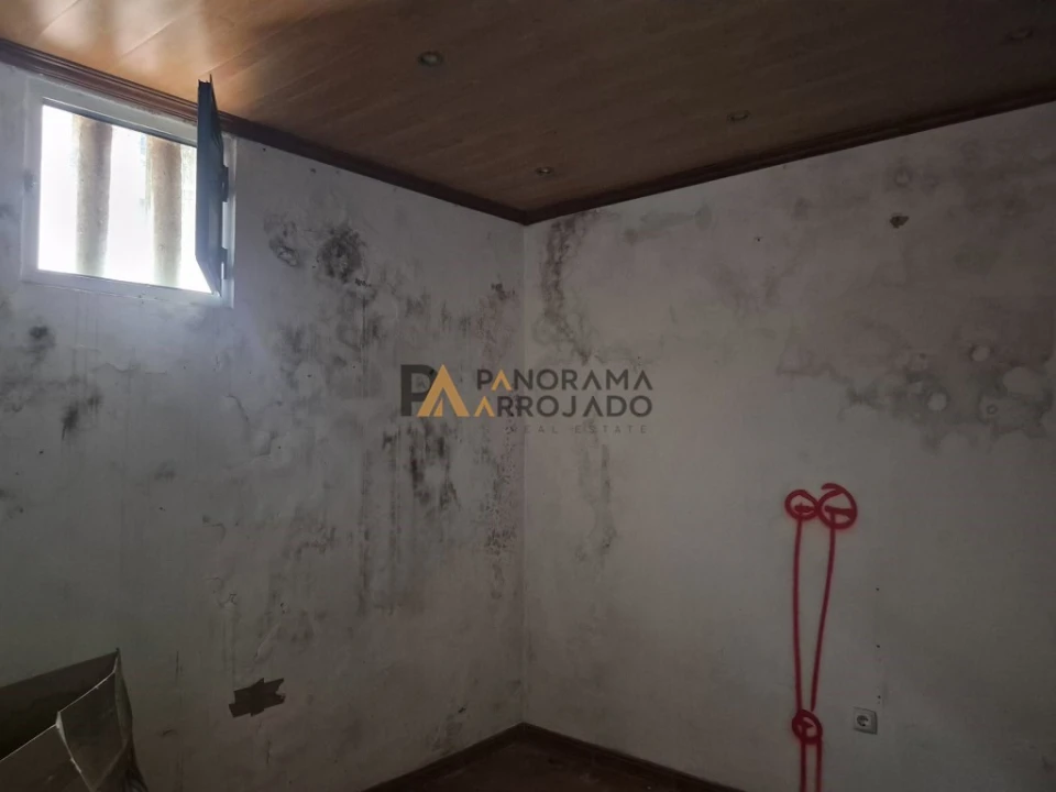 Moradia T2 para Venda em Vialonga Foto 6