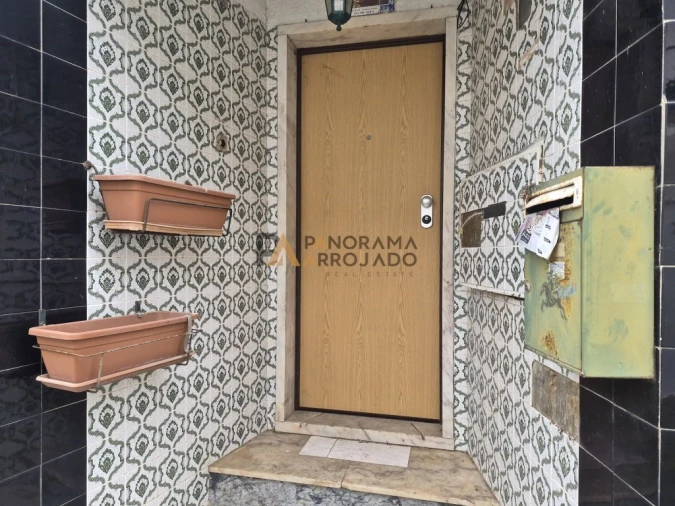 Moradia T2 para Venda em Vialonga Foto 13