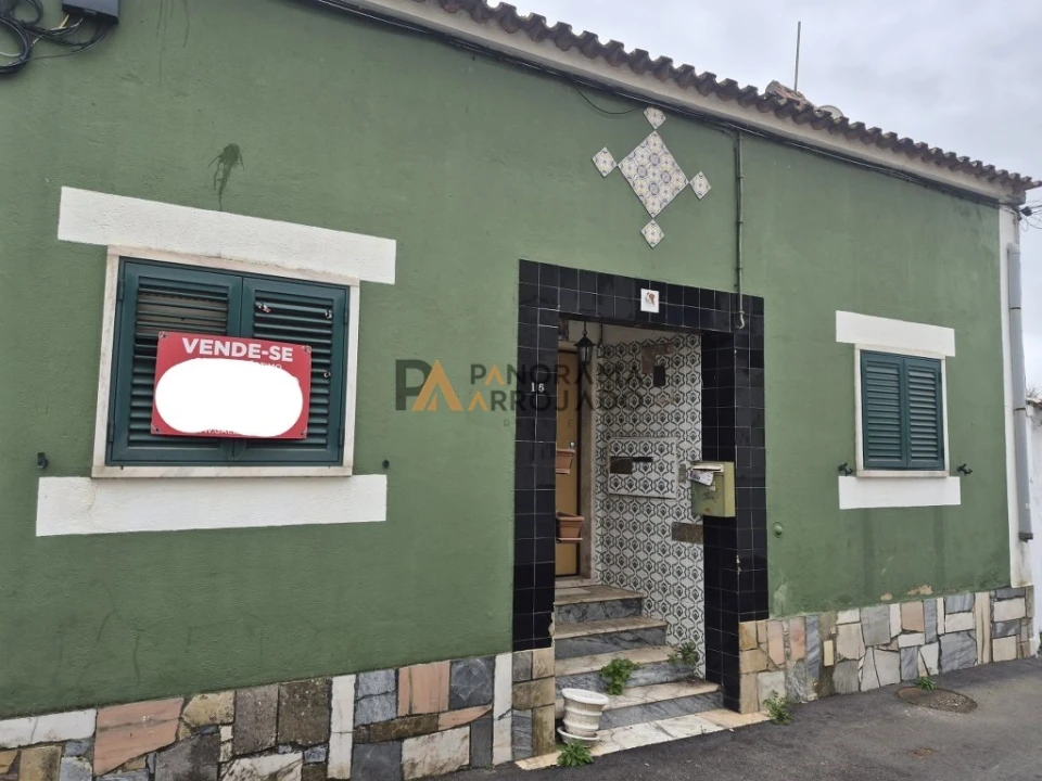 Moradia T2 para Venda em Vialonga Foto 14