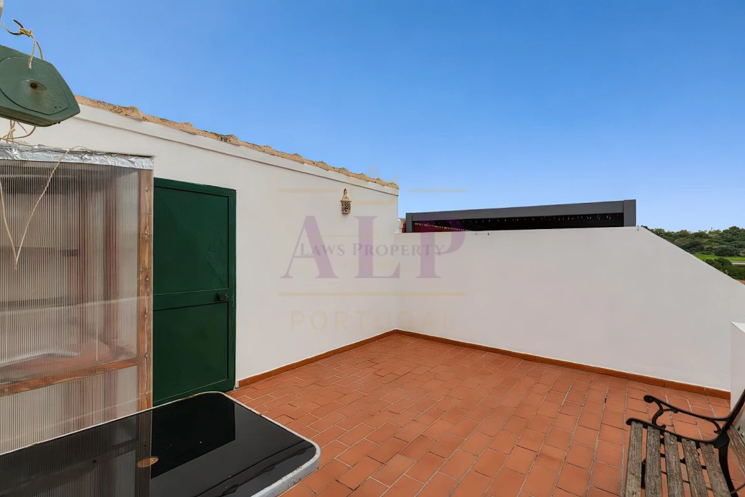 Moradia T2 para Venda em Lagos (São Sebastião e Santa Maria) Foto 17