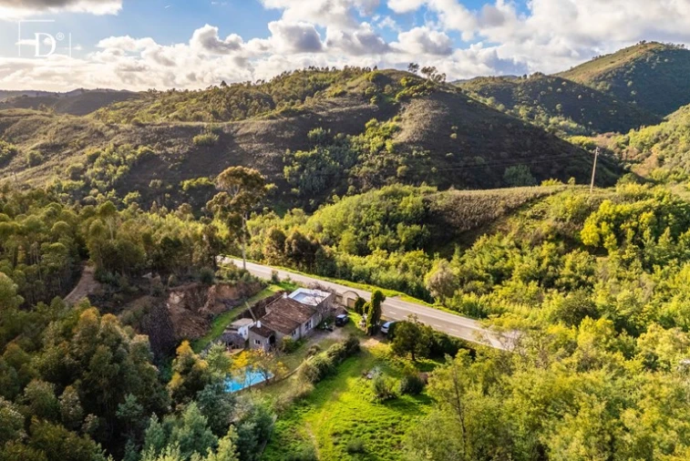 Moradia T2 para Venda em Monchique Foto 18