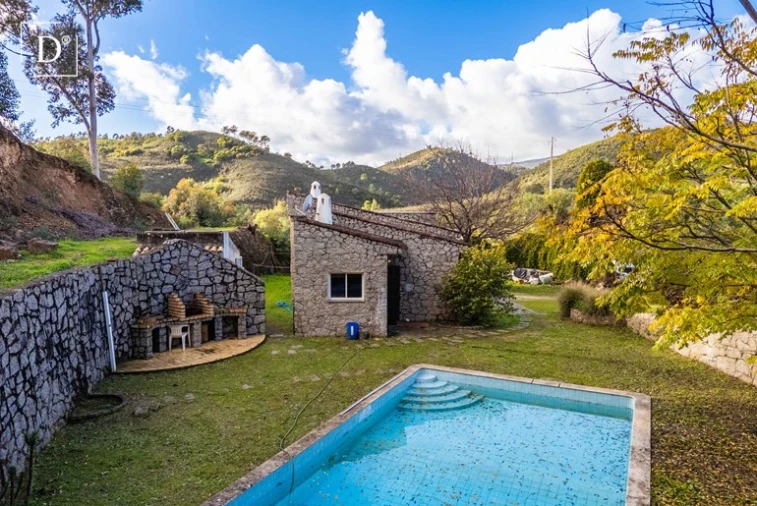 Moradia T2 para Venda em Monchique Foto 4