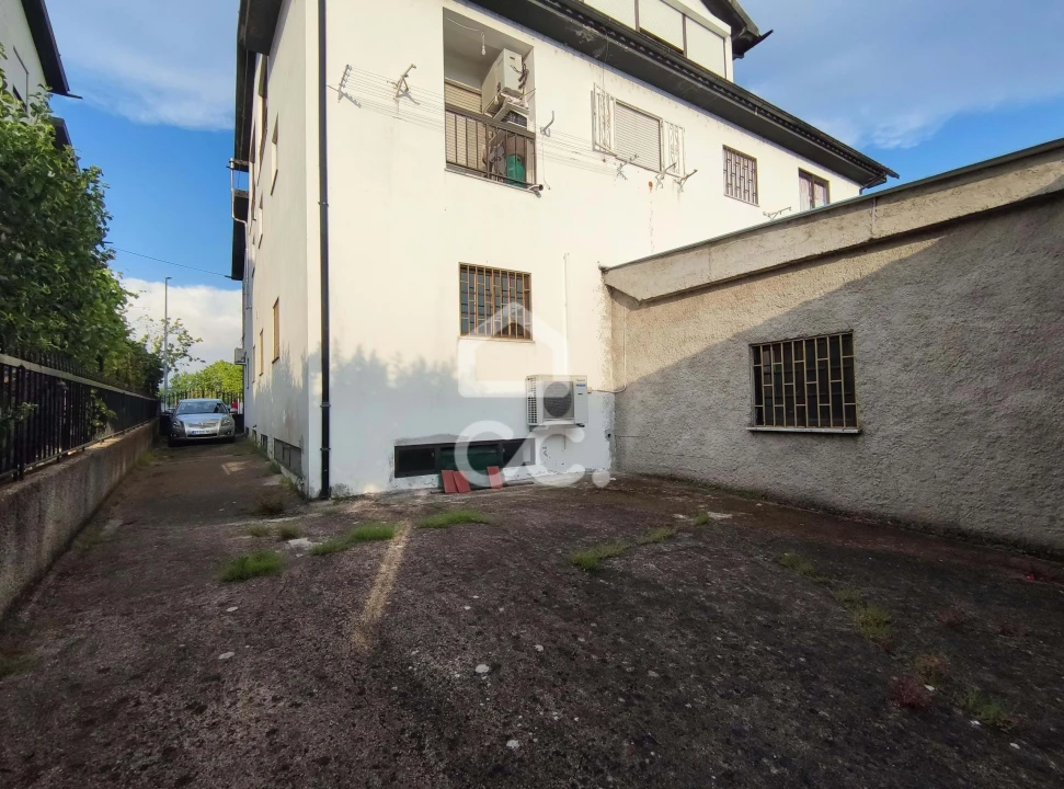 Negócio para Venda em Santa Maria Maior Foto 17