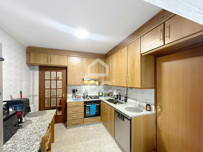 Apartamento T3 para Venda em Santa Maria Maior Foto 3