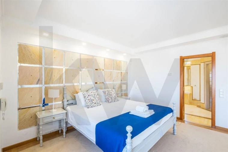 Moradia T4 para Venda em Albufeira e Olhos de Água Foto 34