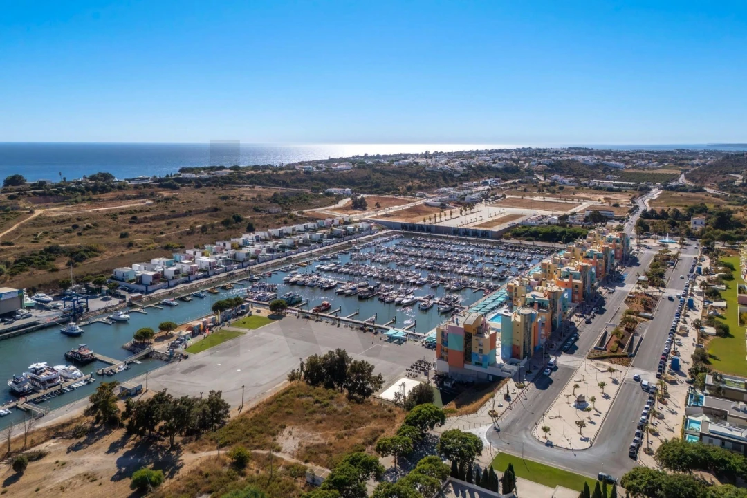 Moradia T4 para Venda em Albufeira e Olhos de Água Foto 76