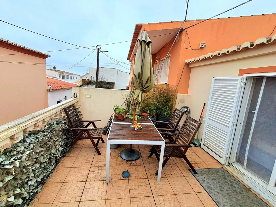 Moradia T2 para Venda em Luz Foto 15