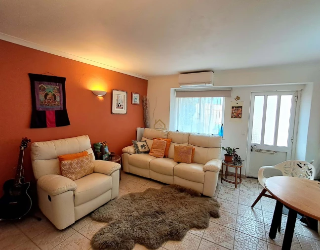 Moradia T2 para Venda em Luz Foto 2