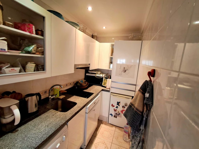 Moradia T2 para Venda em Luz Foto 3