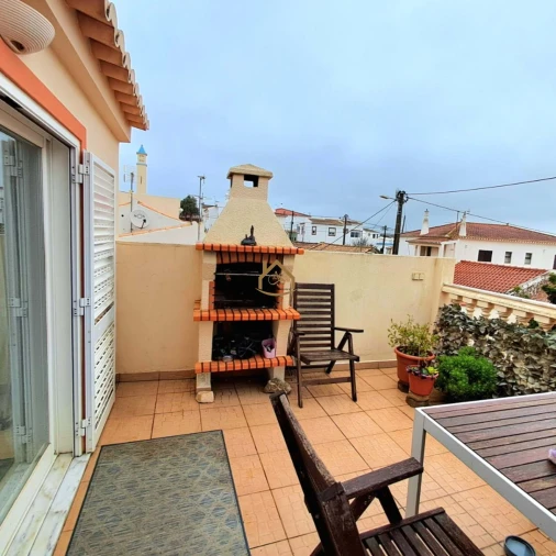 Moradia T2 para Venda em Luz Foto 16