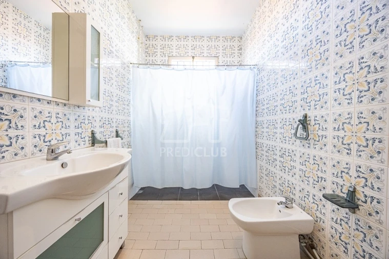 Moradia T3 para Venda em Camara de Lobos Foto 17