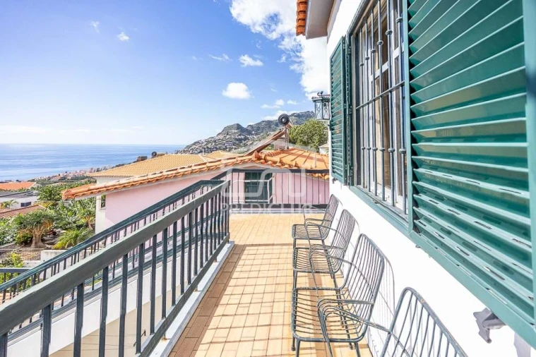 Moradia T3 para Venda em Camara de Lobos Foto 7