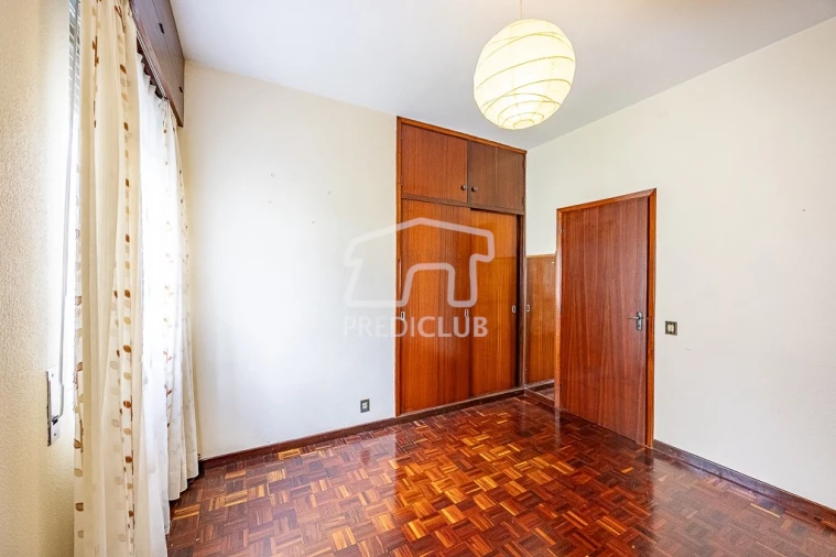 Moradia T3 para Venda em Camara de Lobos Foto 21