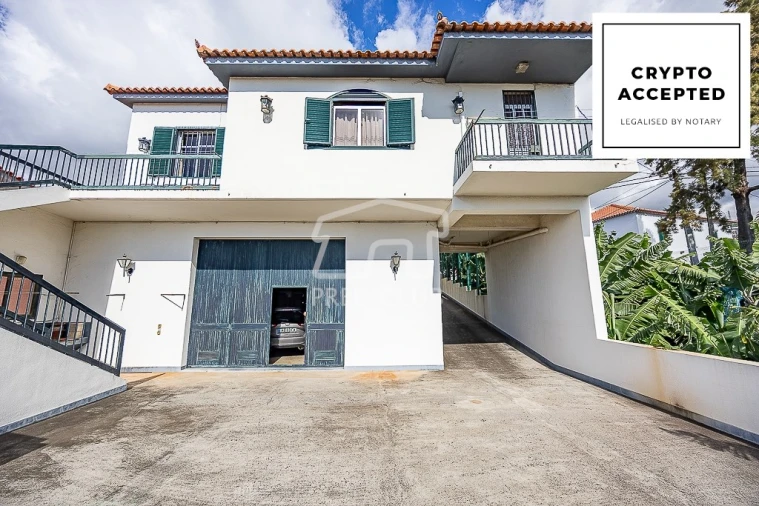 Moradia T3 para Venda em Camara de Lobos Foto 1