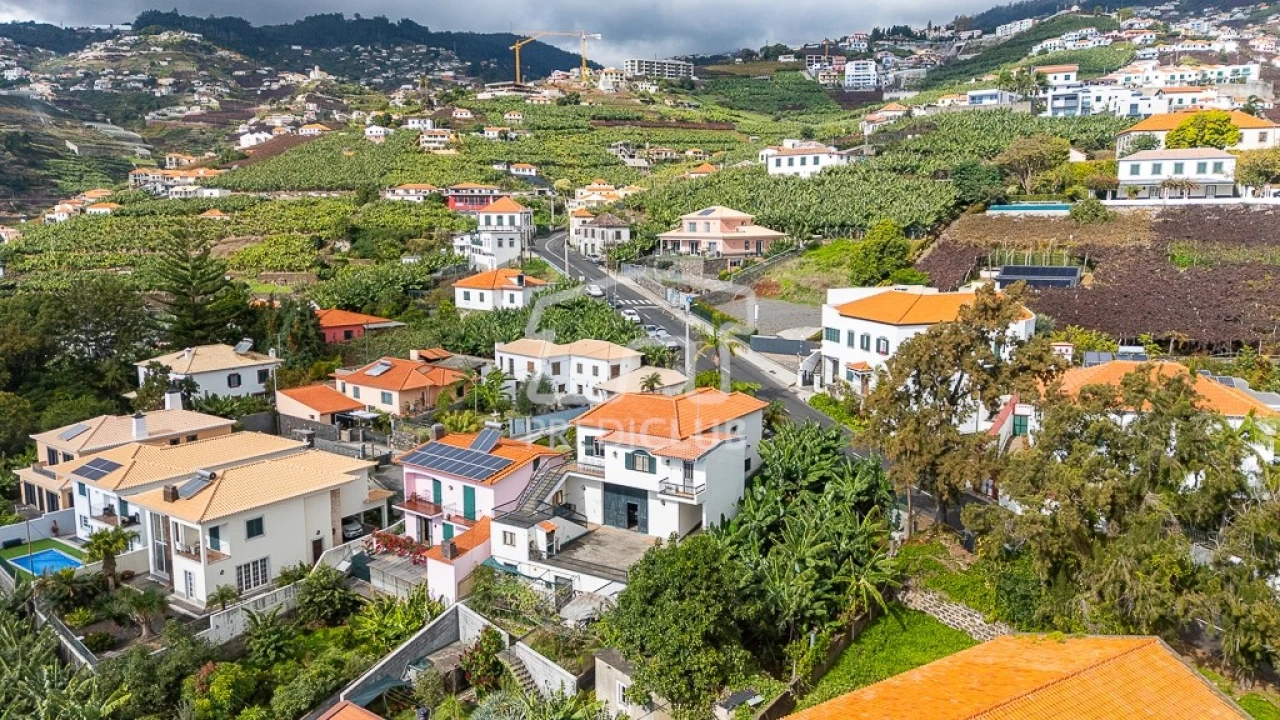 Moradia T3 para Venda em Camara de Lobos Foto 29