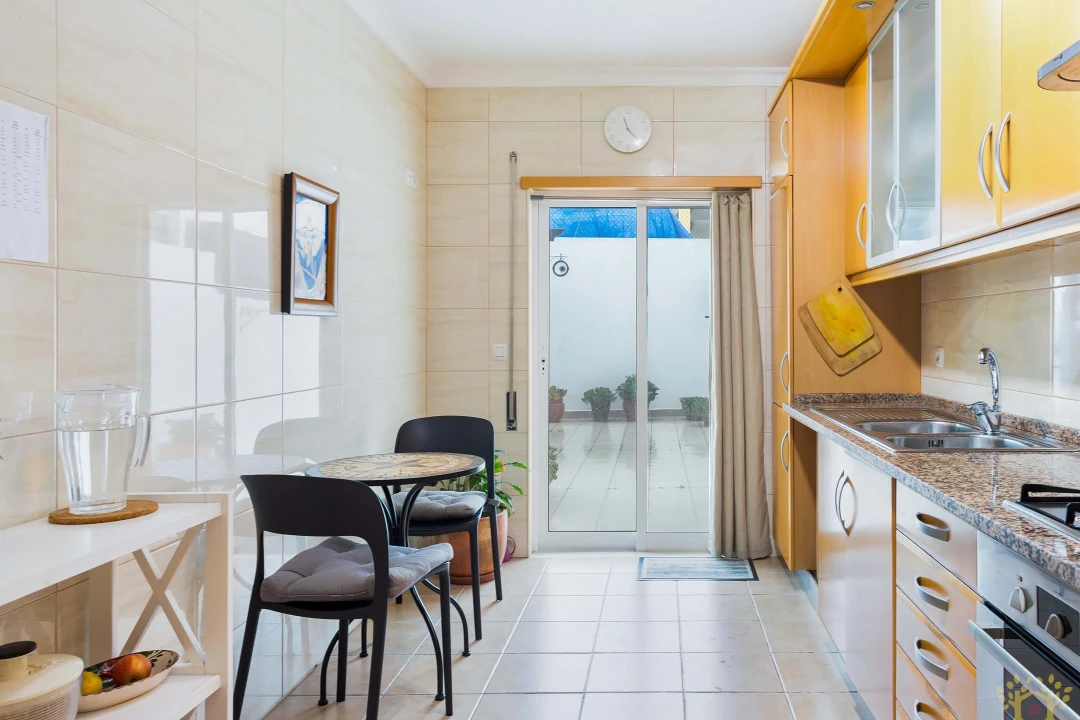 Apartamento T2 para Venda em Tavira (Santa Maria e Santiago) Foto 14