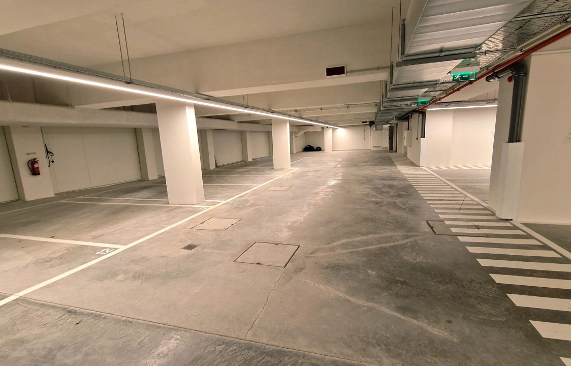 Apartamento T3 para Venda em Santo António Foto 34