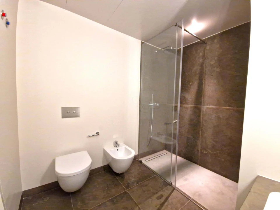 Apartamento T3 para Venda em Santo António Foto 16