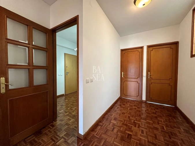 Apartamento T3 para Arrendamento em Braga (São José de São Lázaro e São João do Souto) Foto 15